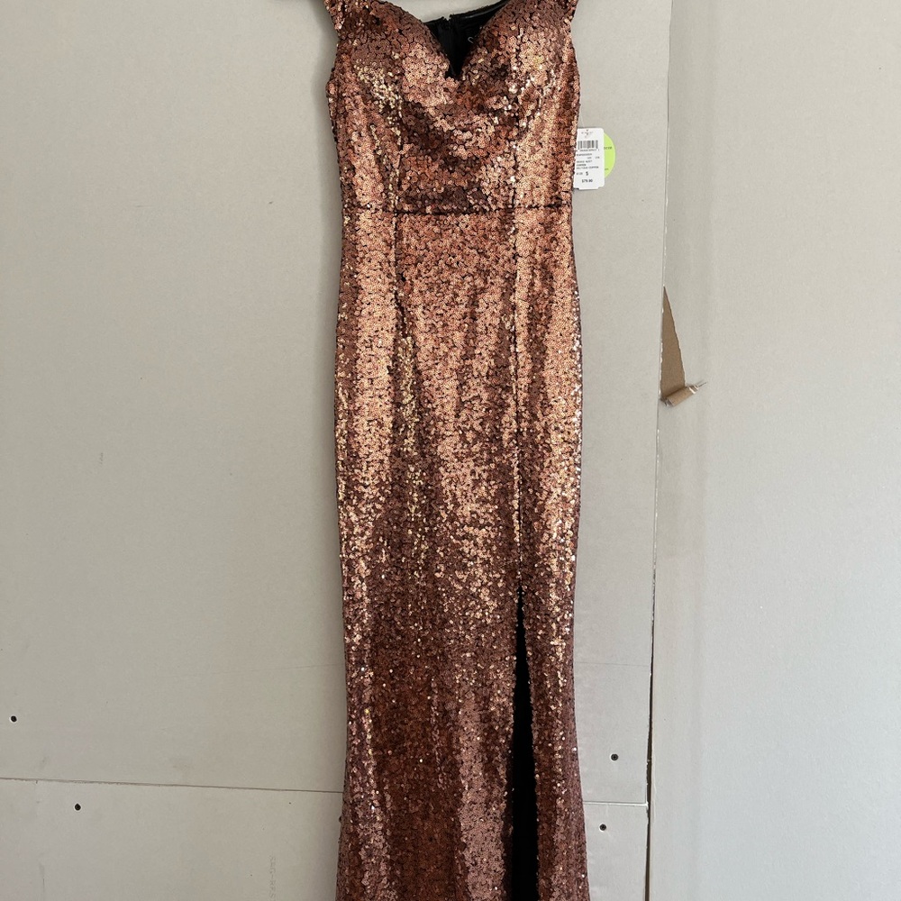 Windsor Gold Sequin Sleeveless Gown with Sweetheart Neckline